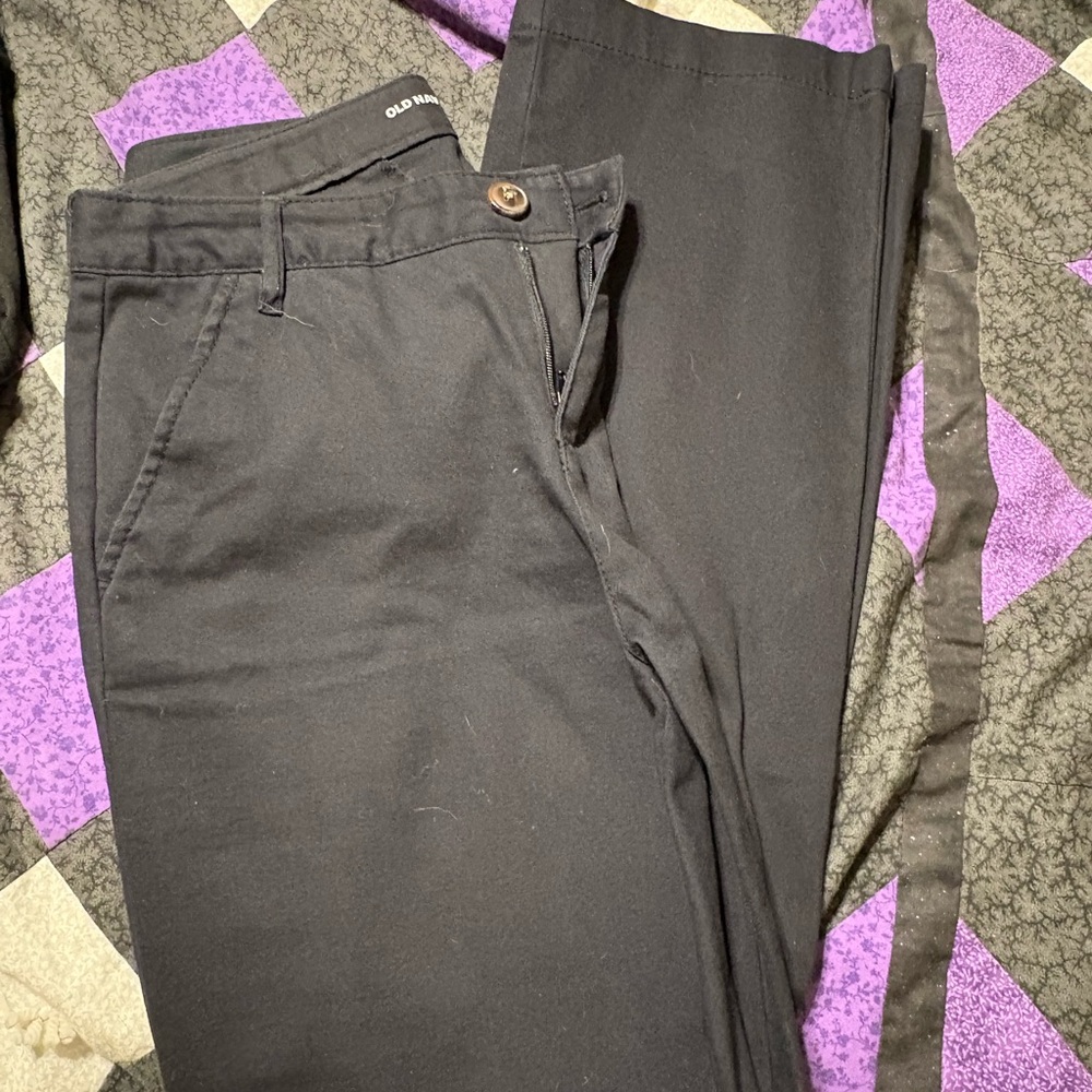 Old Navy women’s Black Chinos - Straight Fit